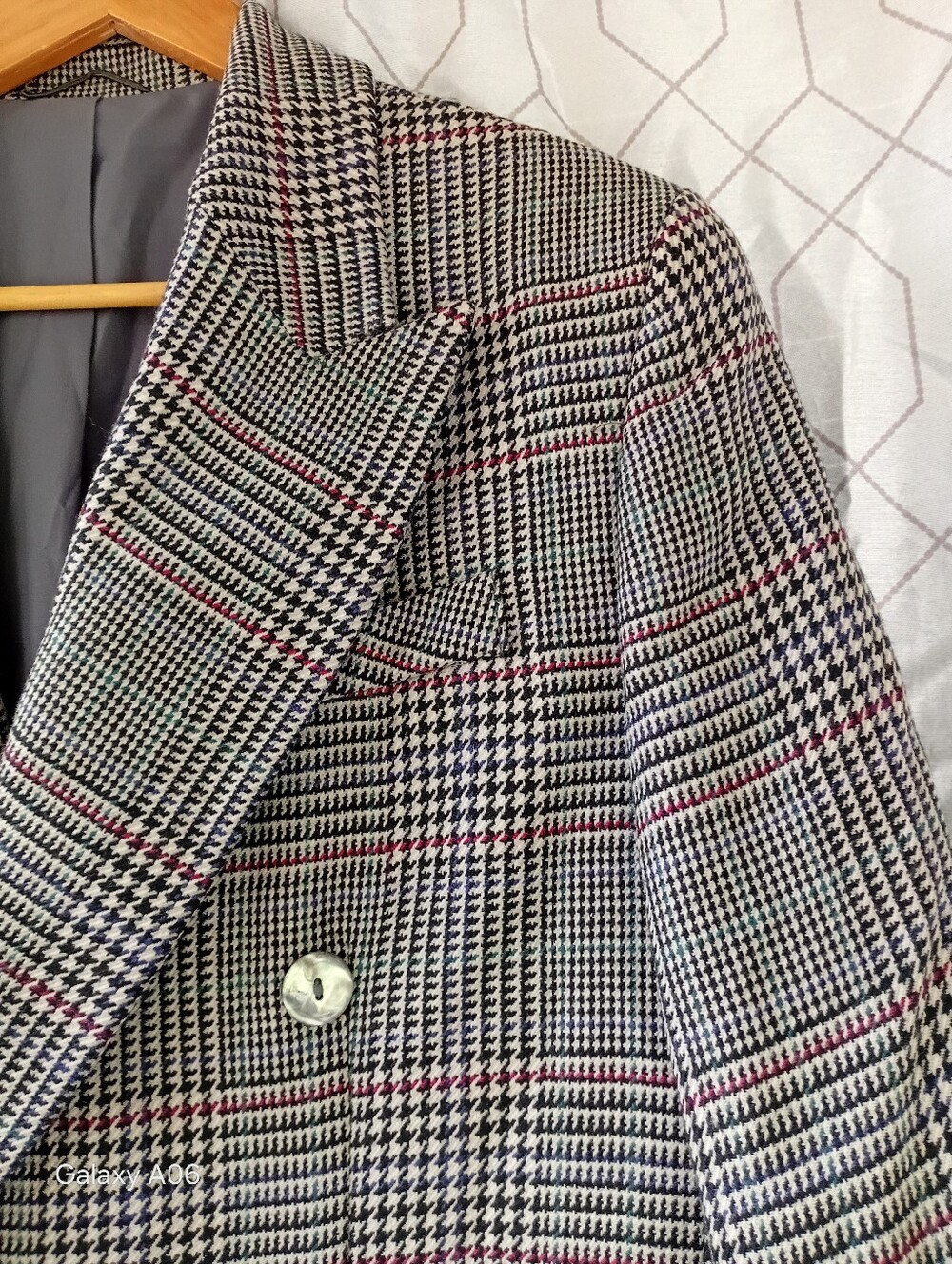 Oversized Boxy Pure Virgin Wool Glen Plaid Doublebreasted Blazer Mother of Pearl